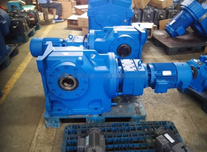 泰興減速機(jī),減速機(jī),泰興減速機(jī)廠,江蘇泰強(qiáng)減速機(jī)有限公司 泰興減速機(jī),減速機(jī),泰興減速機(jī)廠,江蘇泰強(qiáng)減速機(jī)有限公司